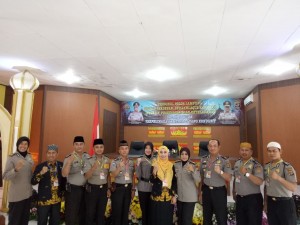 Polres Pesawaran Kirim Lima Personil Ikuti Lomba Da'i