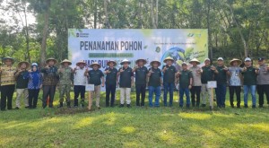 PTPN I Reg.7 Tanam 1.300 Pohon Buah