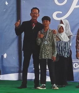 Lepas Ratusan Murid Kelas IX, Ini Harapan Hudori, S.Pd