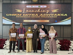 Kejari Pesawaran Beri Bantuan 22 UMKM Mitra Adhyaksa