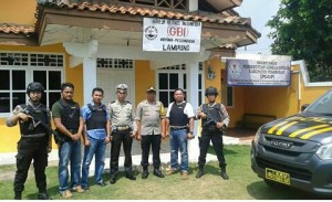 Kapolres Pesawaran Pimpin Patroli Pengamanan Gereja