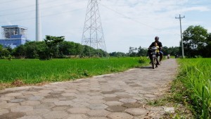 Kokoh untuk Konstruksi, PLN Manfaatkan FABA Jadi Batako hingga Jalan Tol.