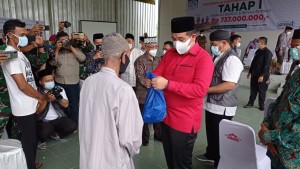 Baznas Pesawaran Beri Santunan Mustahiq, Bupati Dendi Sebut Keberadaan Baznas Bermanfaat Bagi Umat