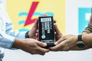 PLN Mobile Raih Penghargaan Marketeers Omni Brands of the Year 2022.