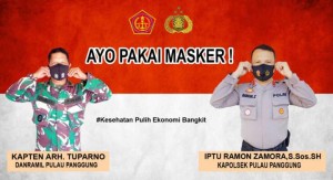 Danramil Pulau Panggung Gebrak Masker Di Pasar.