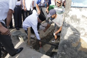 Bupati Pringsewu Letakkan Batu Pertama Prasarana Kotaku