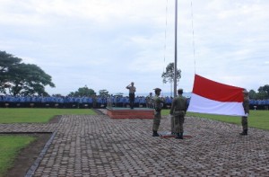 Gelar Upacara Bulanan, Pemkab Tanggamus Peringati HPN dan HGN