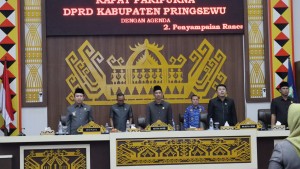 Pj.Bupati Pringsewu dan Pimpinan DPRD Teken Nota Kesepakatan KUA PPAS 2025