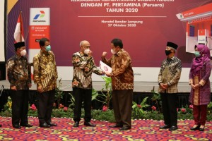 Kemendagri Dan Pertamina Sosialisasi Juknis Program Pertashop Di Lampung.