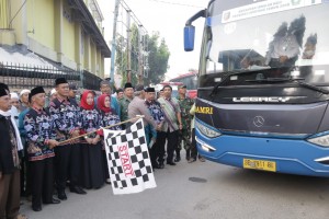 Bupati Pringsewu Lepas 451 Calhaj