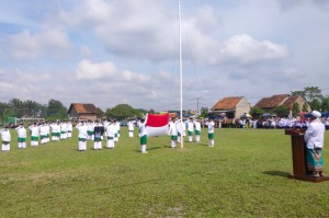 Bersama Polsek dan Pol PP, Pos Ramil Jati Agung Amankan Peringatan Hari Santri