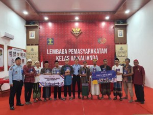 WBP Lapas Kalianda Terima Bantuan Al-Qur'an.