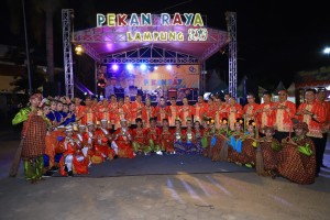 Sanggar Seni Budaya BESAPEN Tulangbawang, Meriahkan Festival Pekan Raya Lampung Tahun 2019.