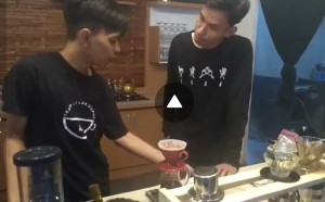 Kopi Isyarat, Kopi Pertama Dikelola Kaum Tuna Rungu