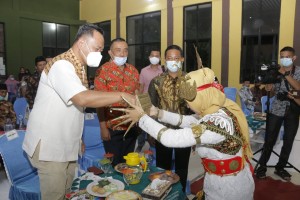 Wabup Pringsewu Hadiri Pentas Seni Sanggar Gunung Jati