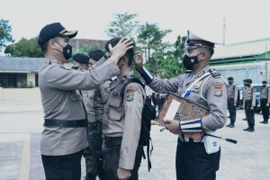 58 Bintara Remaja Polres Pringsewu Jalani Pembaretan