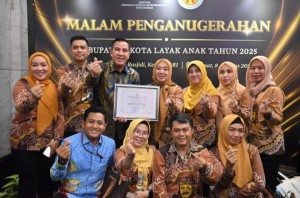 Kado HUT ke-18, Pesawaran Raih Penghargaan KLA Kategori Nindya