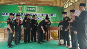 Musyawarah TTKKDH Provinsi Lampung Digelar di Kebun Buah Naga Pringsewu