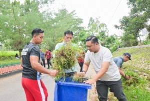 Dukung Indonesia ASRI, Pemkab Pesawaran Gelar Korve Lingkungan Kantor