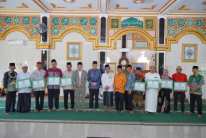 Kunjungi Bandung Baru, Pj. Bupati Pringsewu Serahkan Bantuan Rumah Ibadah