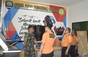 Latihan Penanggulangan Bencana Alam Bagi Prajurit TNI.