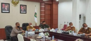 Bupati Asahan Dengarkan Arahan Presiden RI Terkait Penanganan Pandemi Covid-19.