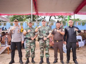 Bersama Dandim 0421/Lamsel, Bupati Dendi Resmikan Jalan Nakula