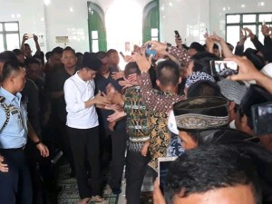 Warga Wira Bangun Mesuji Antusias Sambut Presiden Jokowi