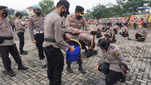 16 Personel Polres Pesawaran Naik Pangkat