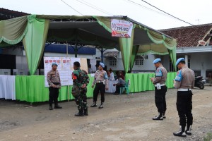 Aparat Gabungan Amankan Proses Pemungutan dan Perhitungan Suara di 628 TPS