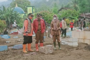 Wabup Tanggamus Tinjau Lokasi Banjir di Kecamatan Semaka