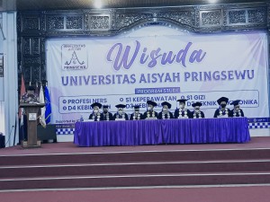 UAP Pringsewu Gelar Wisuda Ke-4 Tahap I Tahun Akademik 2021/2022