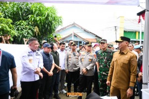 Bupati Dendi Dampingi Gubernur Lampung Tinjau Pelaksanaan PSU Pesawaran