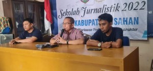 Kadis Kominfo Tutup Sekolah Jurnalistik PWI Kabupaten Asahan