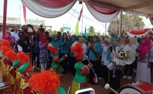 Sambangi TK Annida Pesawaran, Ini Harapan Batin Wulan