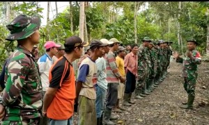 KELUHAN WARGA KEPADA BABINSA ;  TMMD Ke-114 KODIM 0421/LS SOLUSINYA.